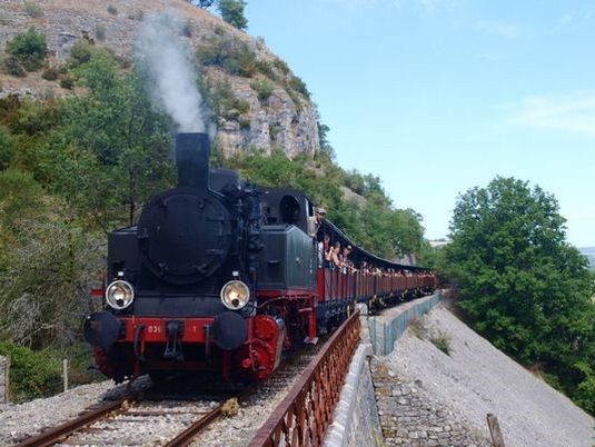 Train touristiques haut de Quercy vers Martel